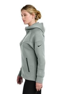 Nike NKFQ4798 - Sudadera con capucha y cremallera completa de tejido técnico para mujer NKFQ4798