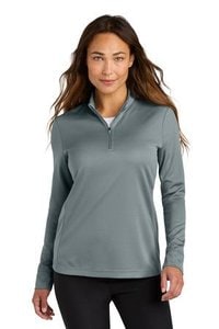 Nike NKHM7969 - Cubierta esencial de mujer con media cremallera NKHM7969