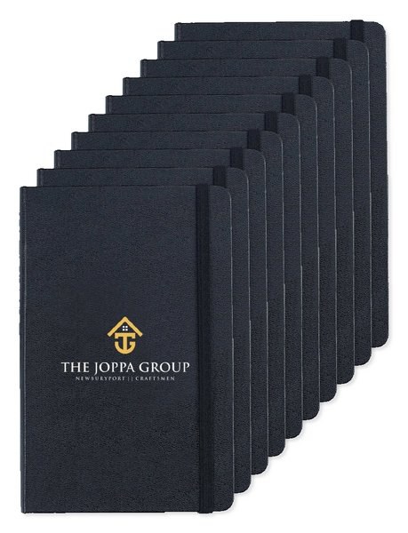 Cuaderno mediano de tapa dura rayado